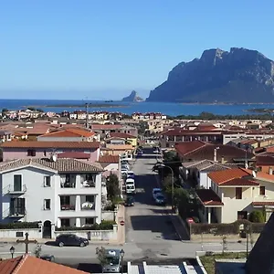 Rotta Per Tavolara Bed & Breakfast